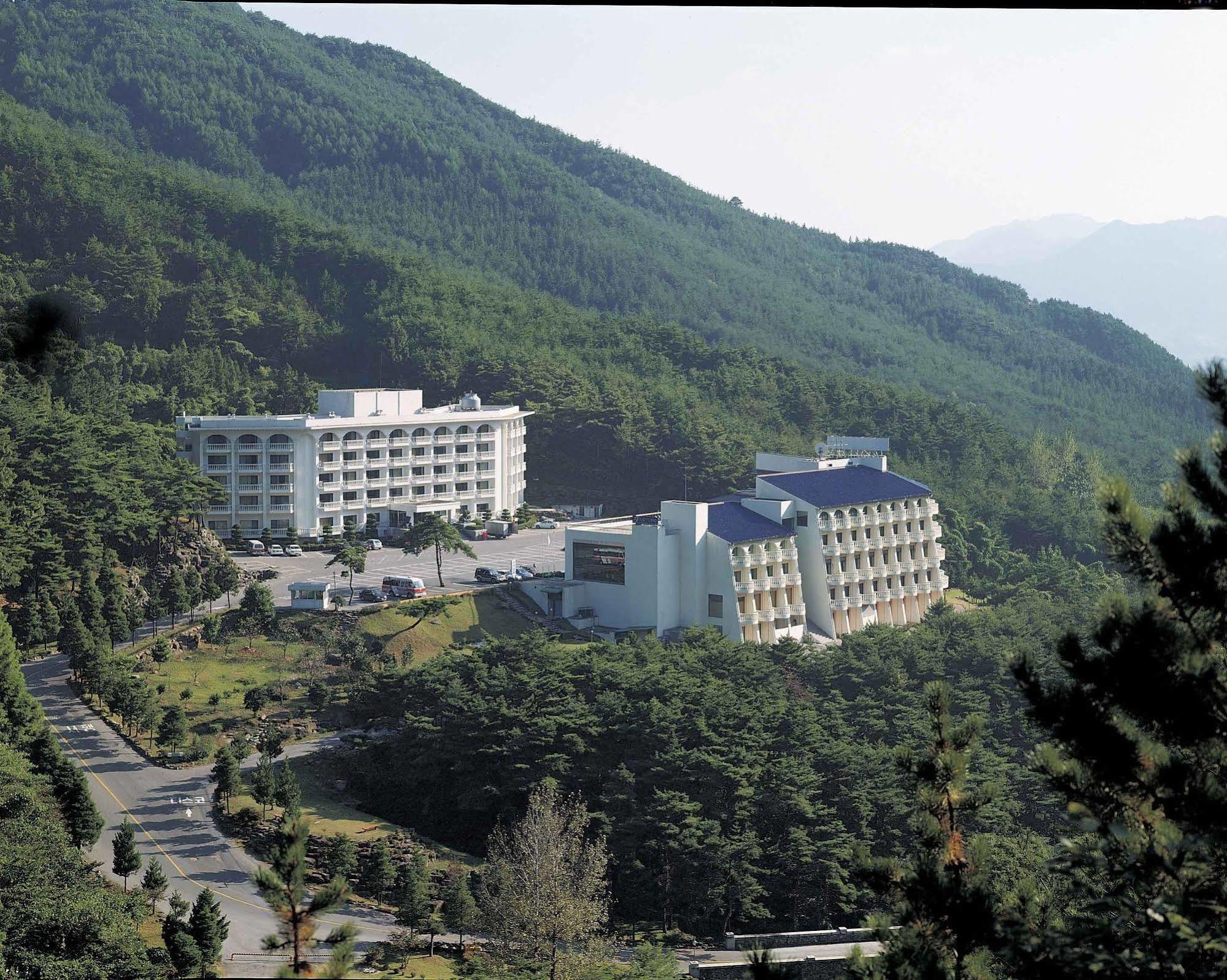 Hanwha Resort Jirisan Gurye Екстериор снимка